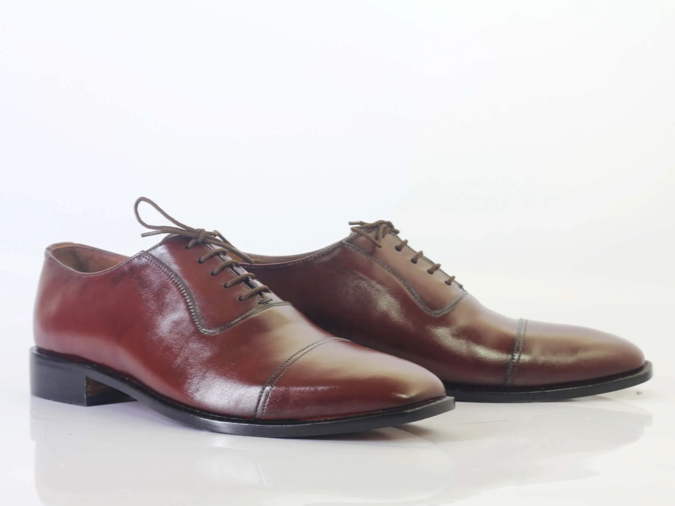 Handmade Men's Burgundy Cap Toe Leather Lace Up Shoes, Men Designer Dress Formal Shoes